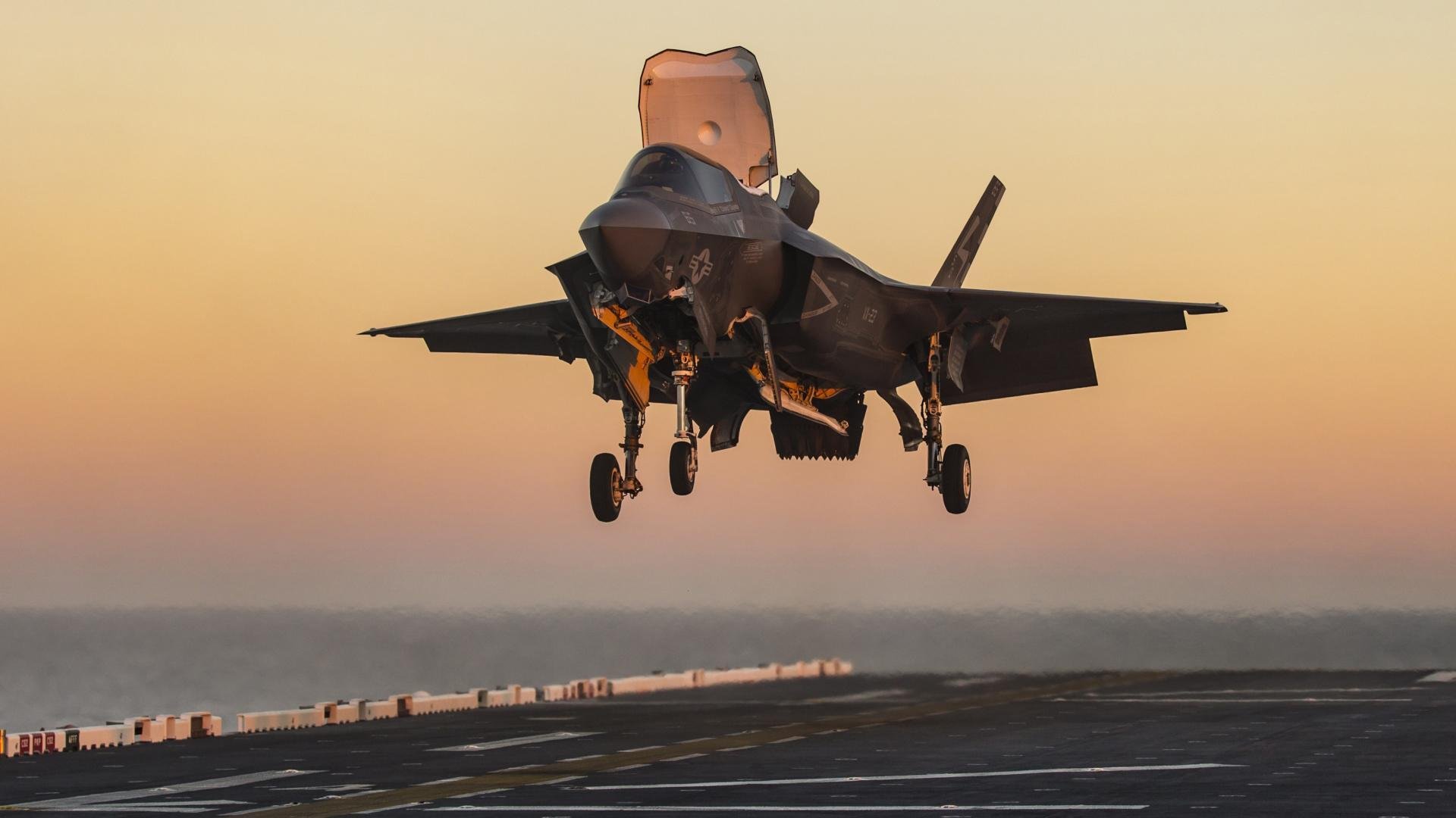 九游游戏中心-特色野外生存PK，团队奋战荒野求生本领，野外生存大挑战 独挑荒野