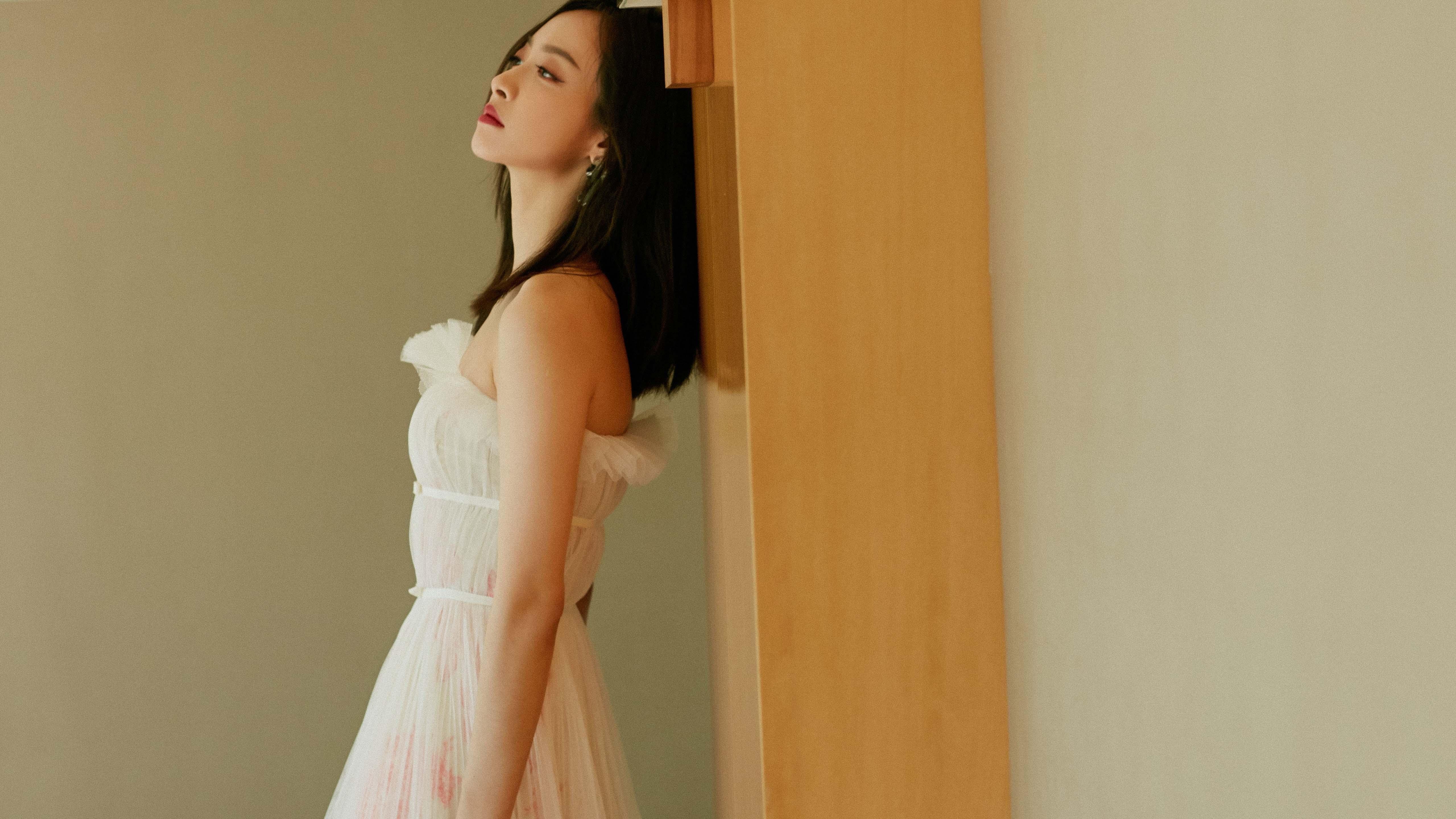 突尼斯希望高强度逼抢对抗激烈，突尼斯的首都是哪个城市