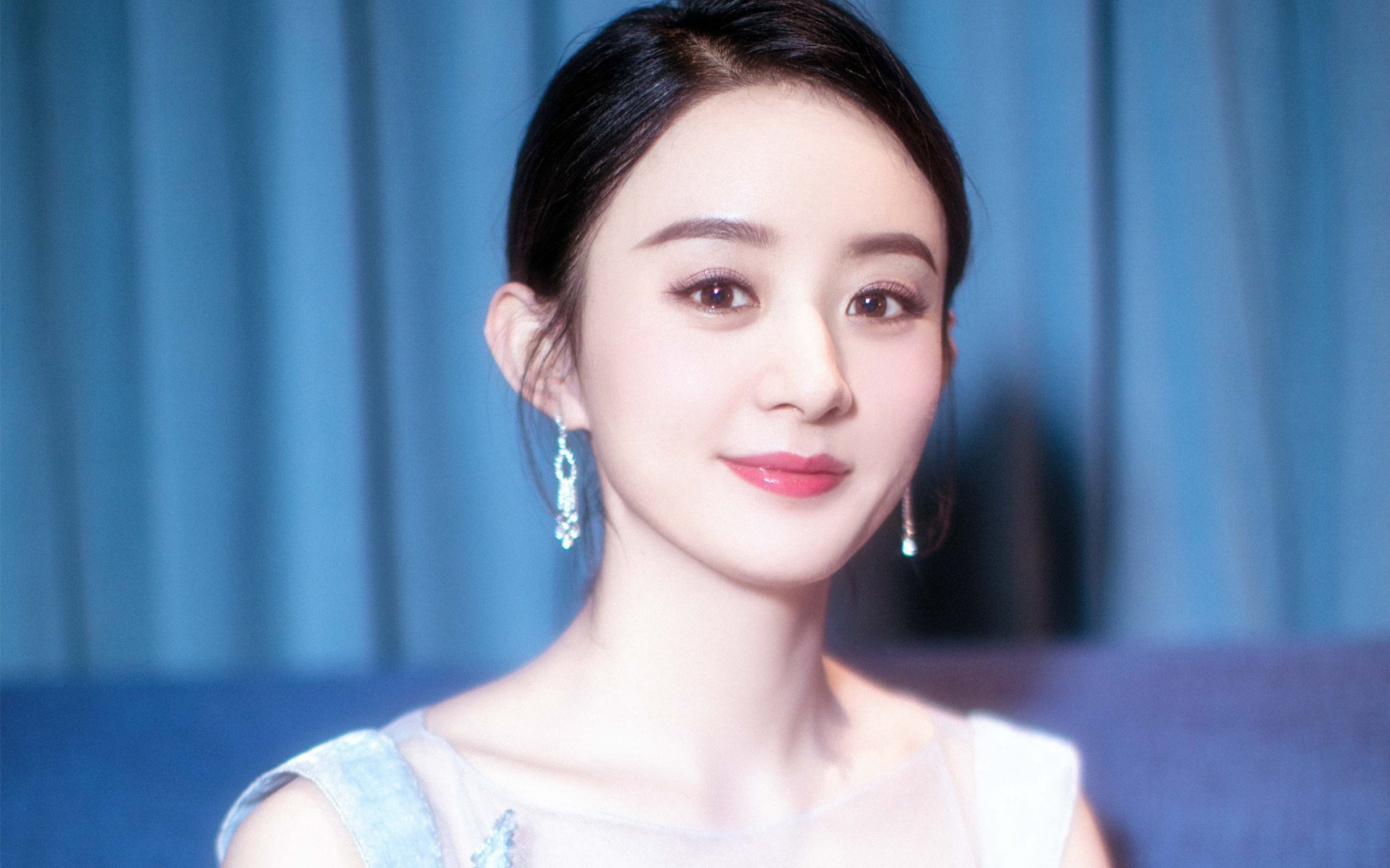 詹姆斯个人助攻总数再创新高，詹姆斯助攻最多的比赛