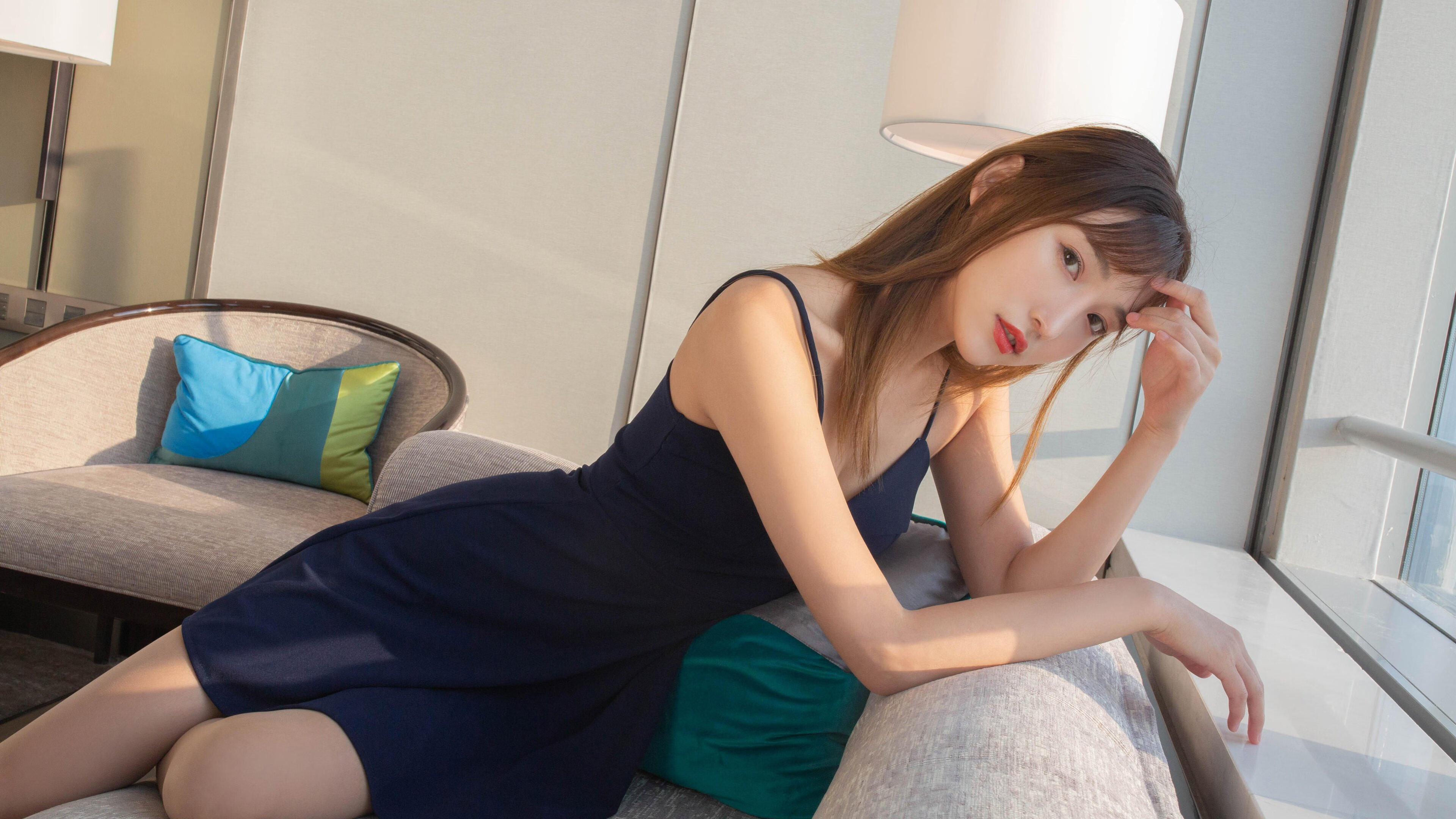 九游下载官网-马刺首秀拉开重建序幕战术讨论，马刺官推2021