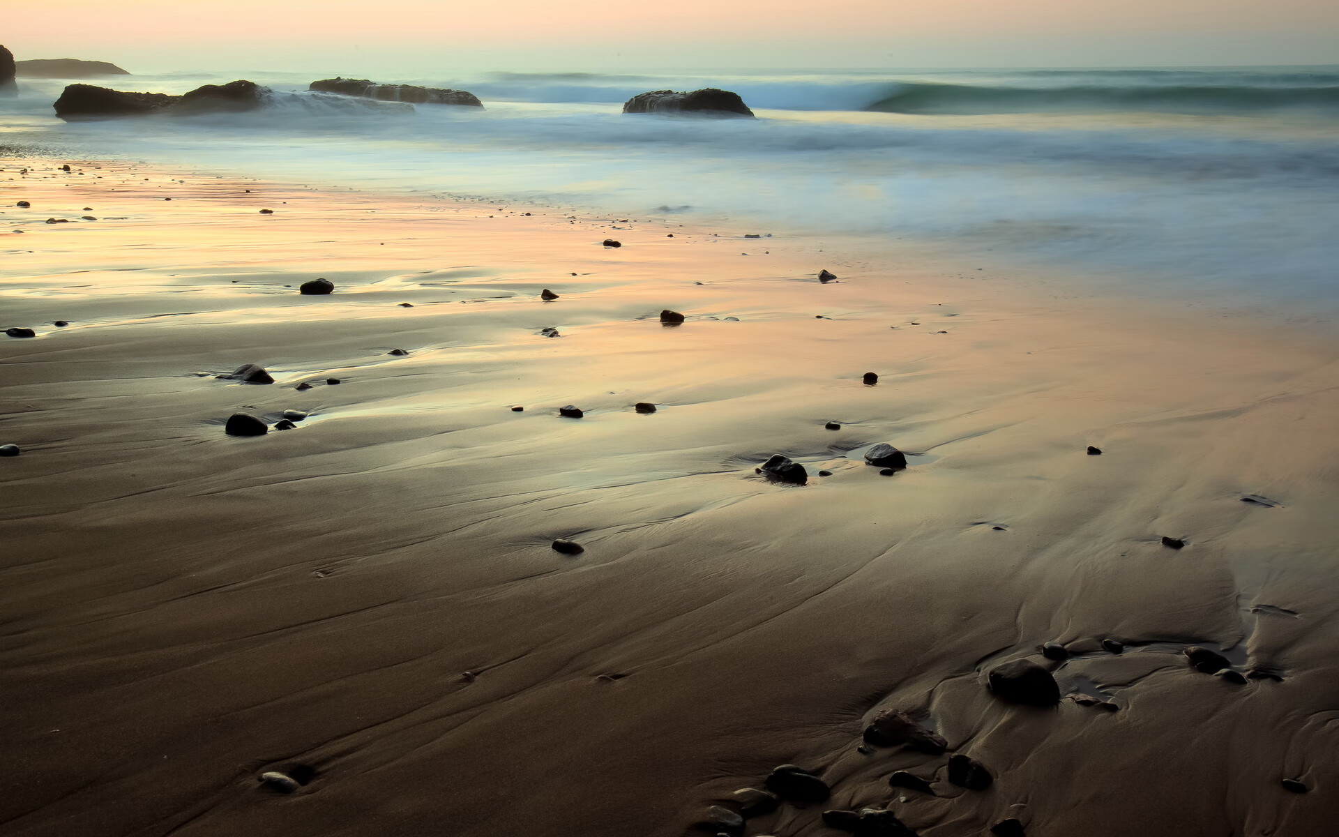 九游游戏中心官网-英格兰队粉丝破纪录，赛季关注度激增，英格兰队伍分析
