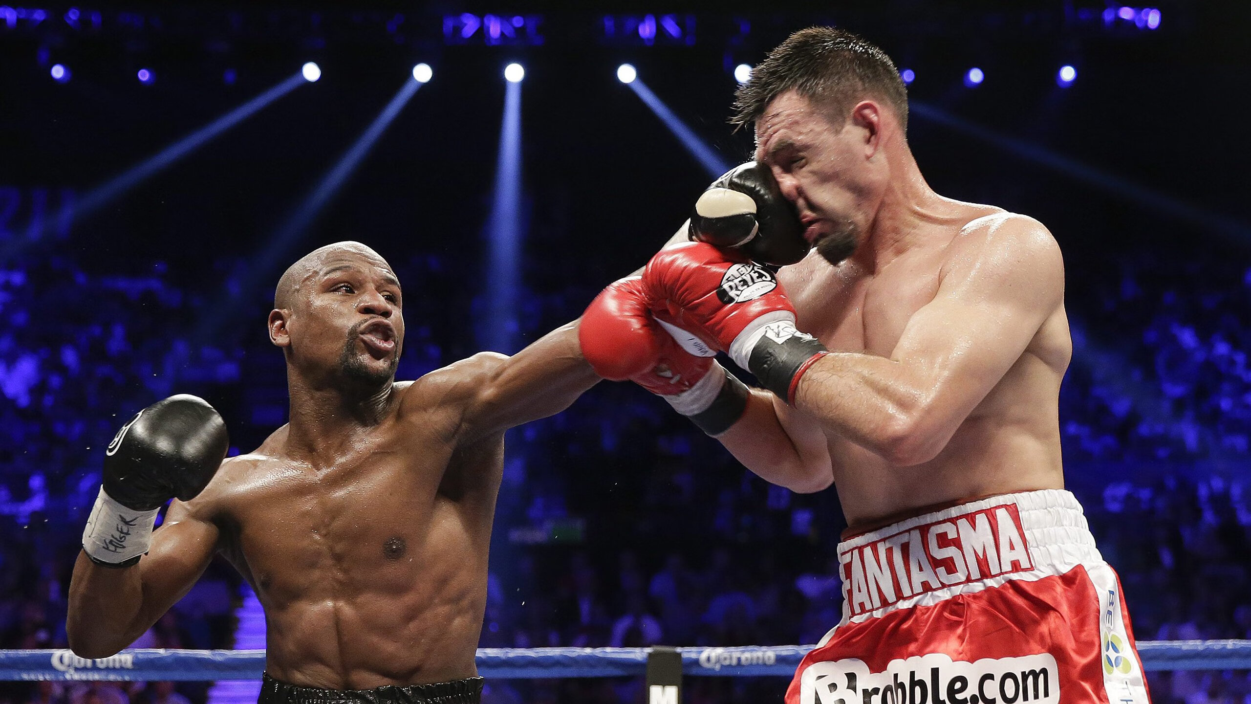 《电竞场馆建设：打造国际一流比赛环境》，电竞场馆搭建