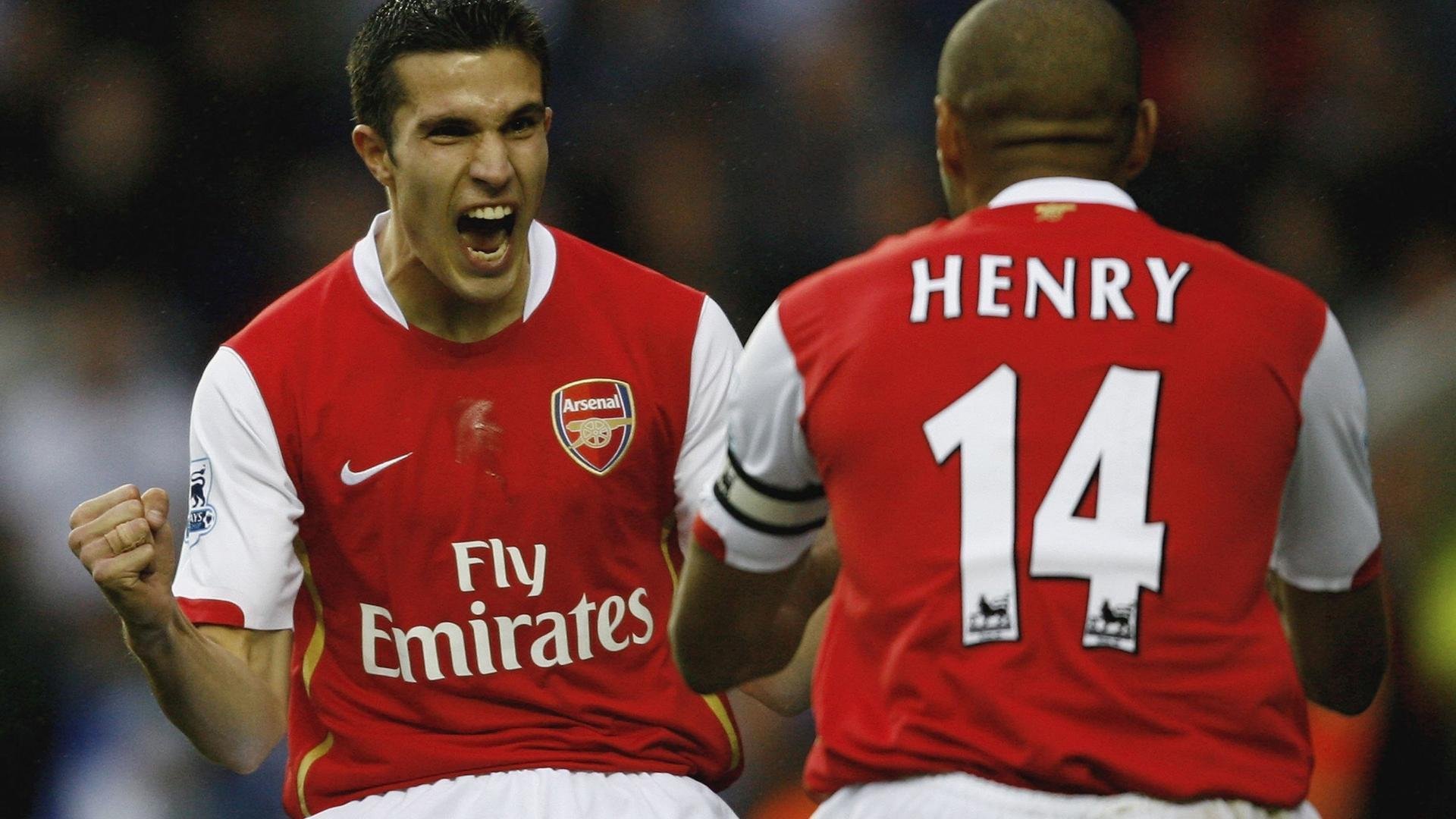 历史上的今日：足球场上的那些动人瞬间，足球场上的经典时刻