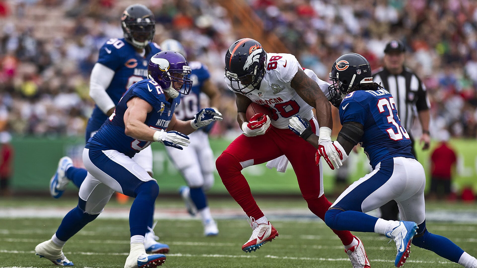 日本队比赛节奏快,战术执行力强,日本队的比赛