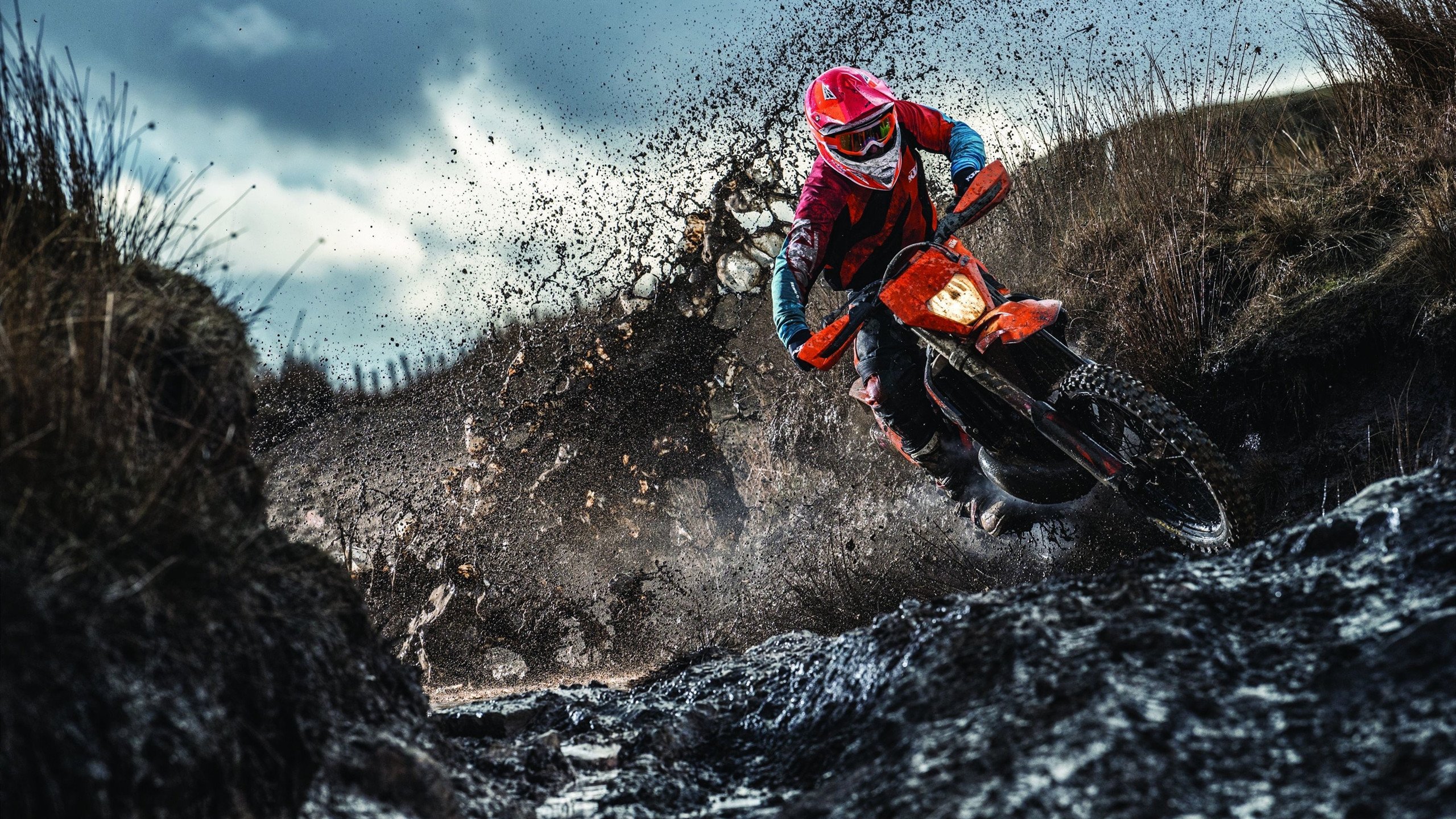 杭州马拉松开跑,3万人齐聚西湖之畔,杭州马拉松全程